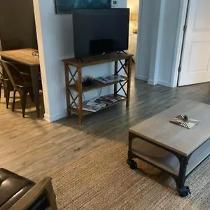 Special! 2 Queen Bedroom Minutes To Broadway! Nashville